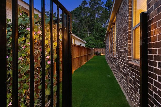 27342 Brixton Hollow Drive, Magnolia, TX 77354