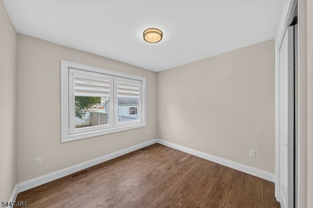 112 E 12Th St, Linden City, NJ 07036