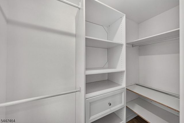 112 E 12Th St, Linden City, NJ 07036