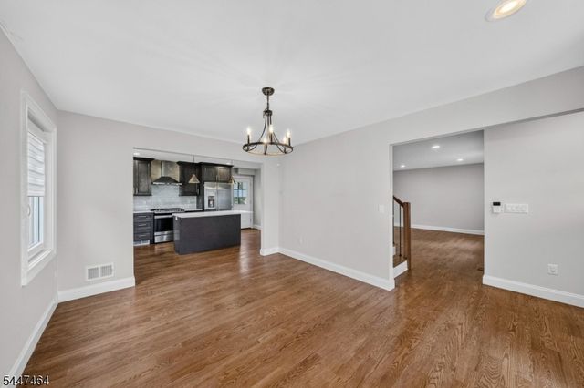 112 E 12Th St, Linden City, NJ 07036