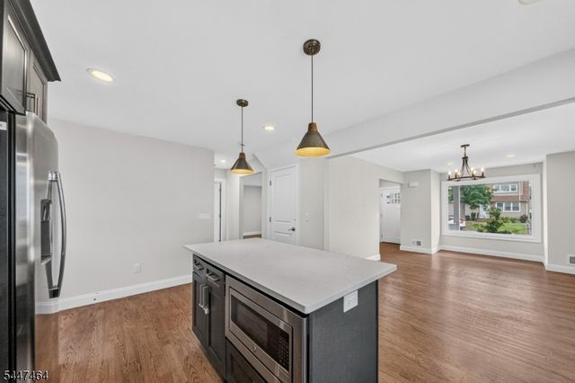 112 E 12Th St, Linden City, NJ 07036