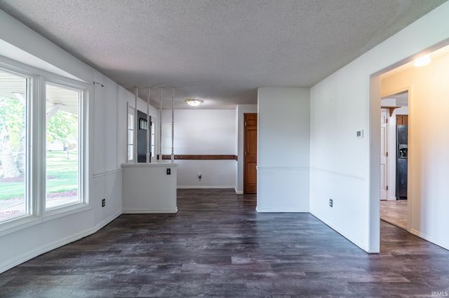 11619 Markham Court, Leo, IN 46765