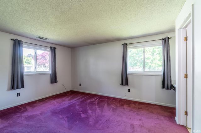 11619 Markham Court, Leo, IN 46765
