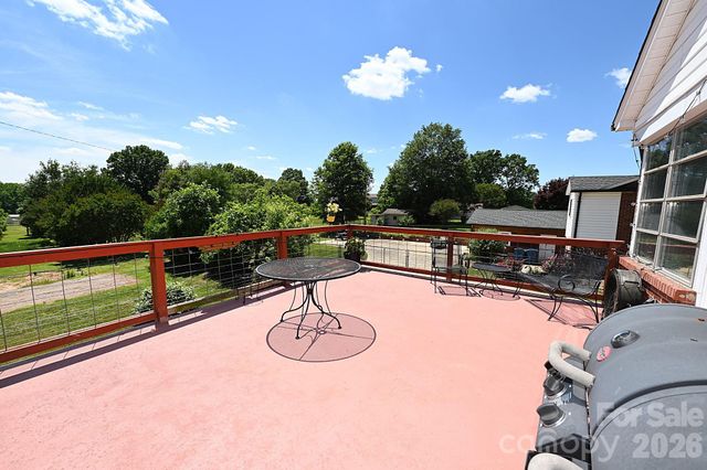 902 E Boyd Street, Maiden, NC 28650