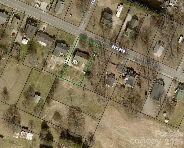902 E Boyd Street, Maiden, NC 28650