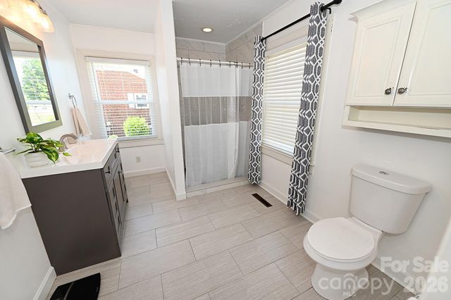 902 E Boyd Street, Maiden, NC 28650