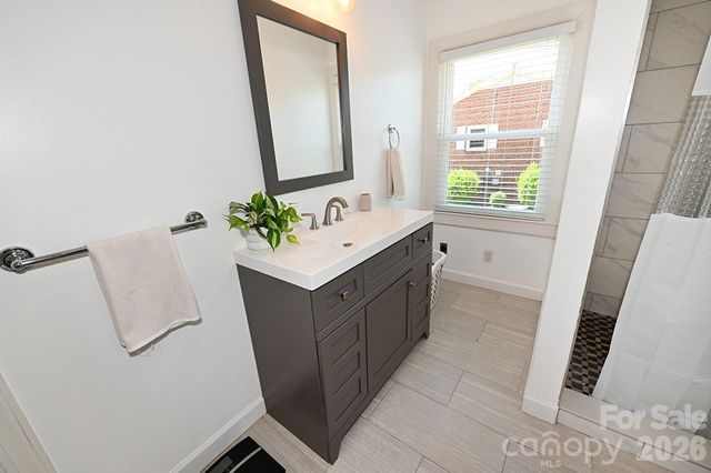 902 E Boyd Street, Maiden, NC 28650