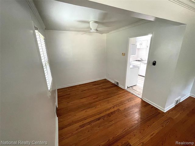 1704 Graefield Road, Birmingham, MI 48009