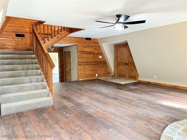 25676 Wards Landing Road, Wister, OK 74966