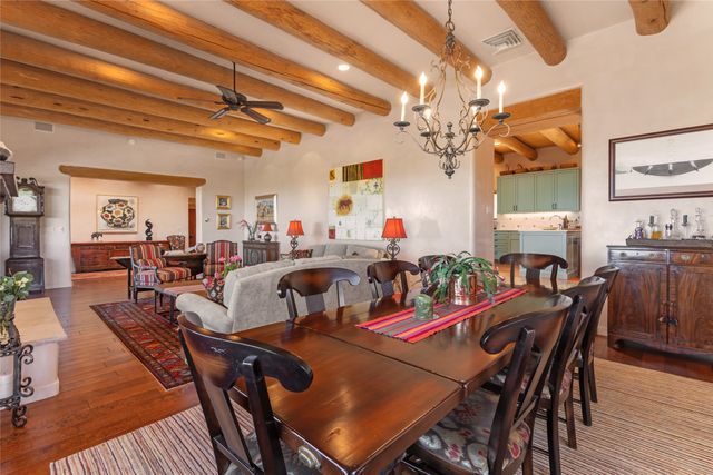 1035 Sierra Del Norte, Santa Fe, NM 87501