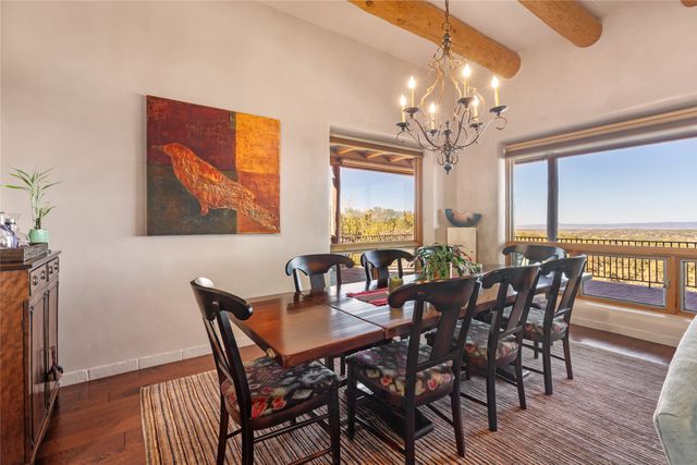 1035 Sierra Del Norte, Santa Fe, NM 87501