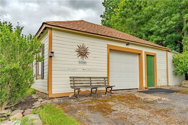 8806 State Route 5, Manlius, NY 13037