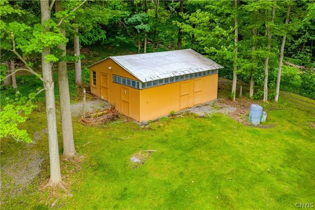 8806 State Route 5, Manlius, NY 13037