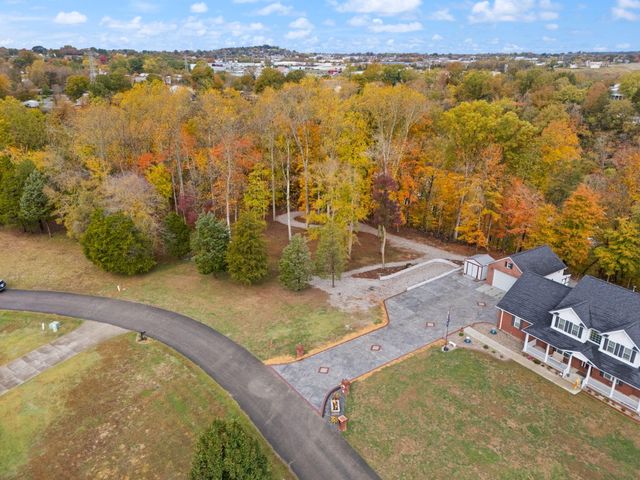 775 Cedar Pointe Drive, Somerset, KY 42501