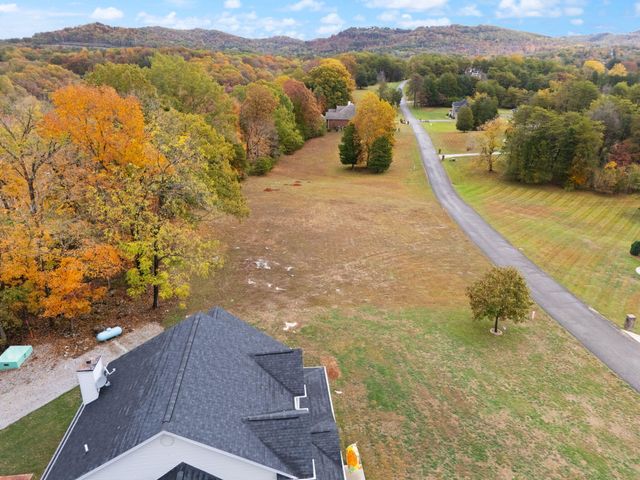 775 Cedar Pointe Drive, Somerset, KY 42501