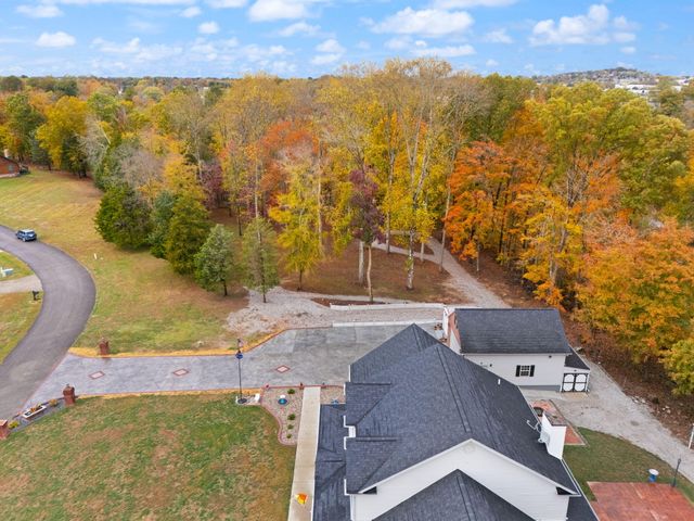 775 Cedar Pointe Drive, Somerset, KY 42501