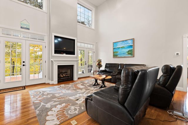 775 Cedar Pointe Drive, Somerset, KY 42501