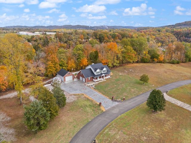 775 Cedar Pointe Drive, Somerset, KY 42501