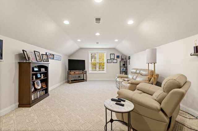 775 Cedar Pointe Drive, Somerset, KY 42501