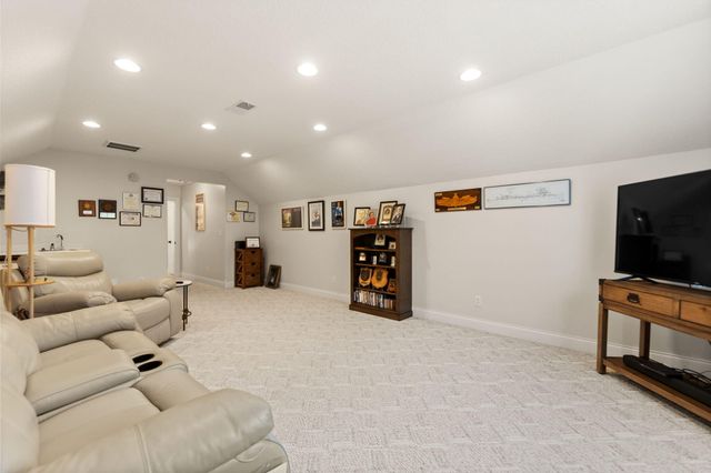 775 Cedar Pointe Drive, Somerset, KY 42501