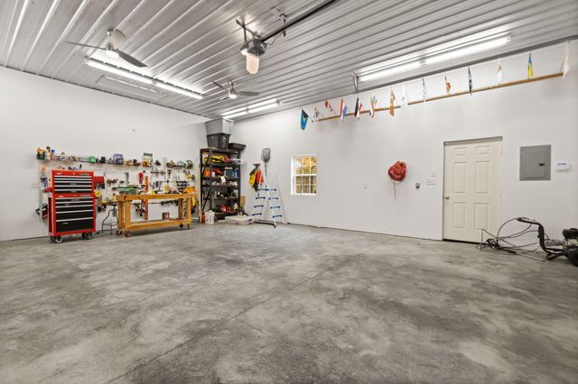 775 Cedar Pointe Drive, Somerset, KY 42501