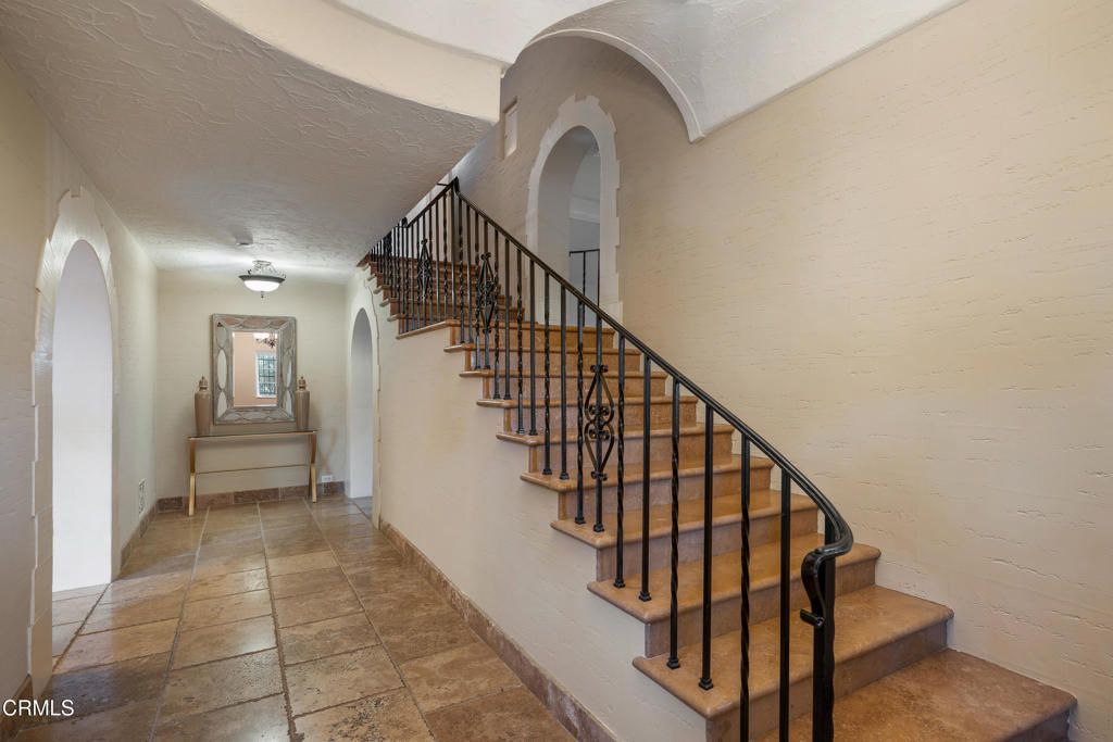 401 Patrician Way, Pasadena, CA 91105 — photo 2