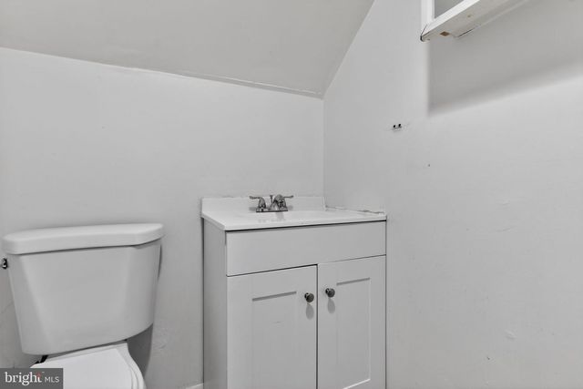 5023 C ST SE, Washington, DC 20019