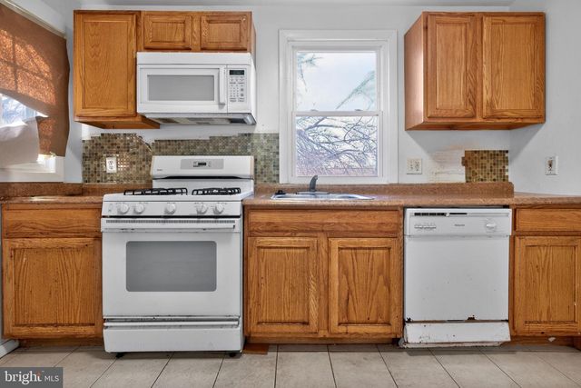 5023 C ST SE, Washington, DC 20019