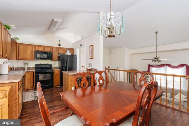 11604 HAMPSTEAD DR, Fredericksburg, VA 22407