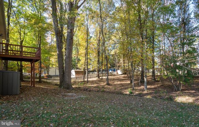 11604 HAMPSTEAD DR, Fredericksburg, VA 22407