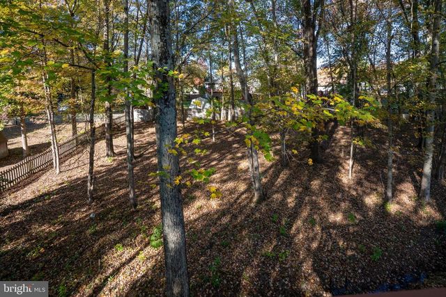 11604 HAMPSTEAD DR, Fredericksburg, VA 22407