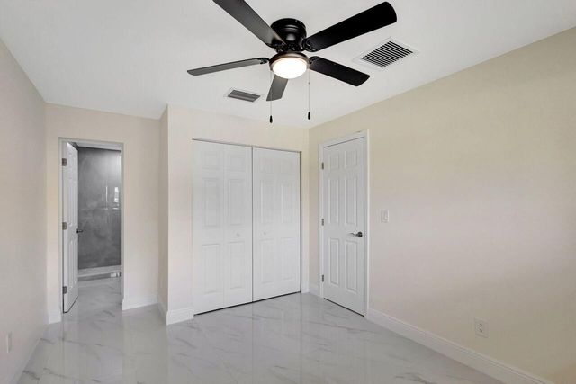 2016 Avenue S, Riviera Beach, FL 33404