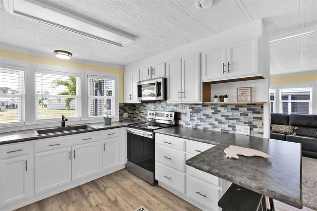 602 LA SALA, North Port, FL 34287