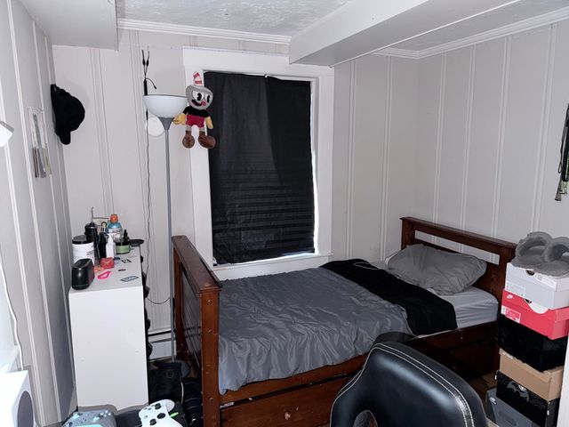 110 River St, Hudson, MA 01749