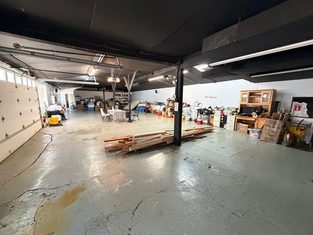 110 River St, Hudson, MA 01749