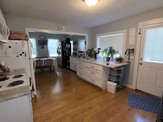 110 River St, Hudson, MA 01749