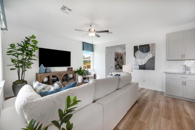 446 Unakite TRL, Liberty Hill, TX 78642