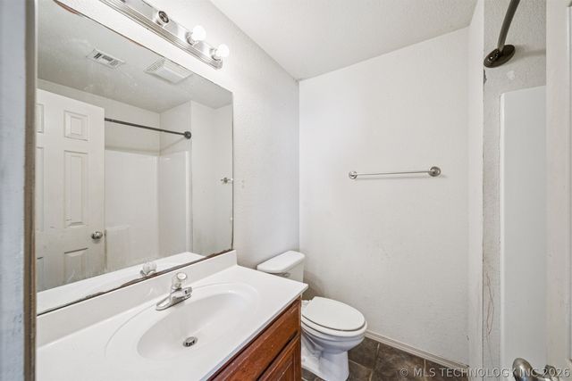 419 E Dogwood Street, Coweta, OK 74429
