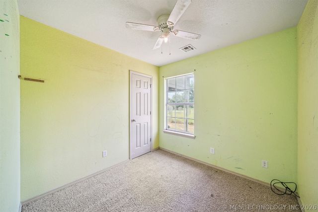 419 E Dogwood Street, Coweta, OK 74429