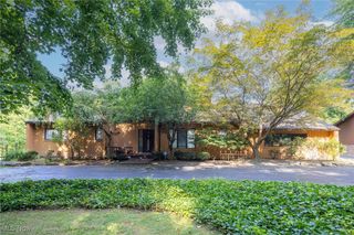 5241 Som Center Road, Solon, OH 44139