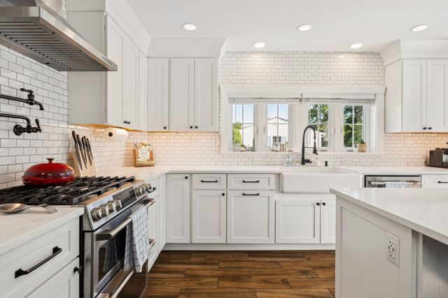 45 Post Road, North Hampton, NH 03862