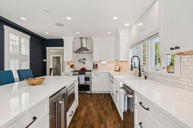45 Post Road, North Hampton, NH 03862