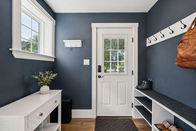 45 Post Road, North Hampton, NH 03862