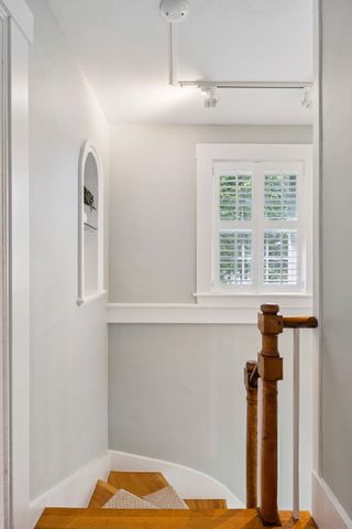 45 Post Road, North Hampton, NH 03862
