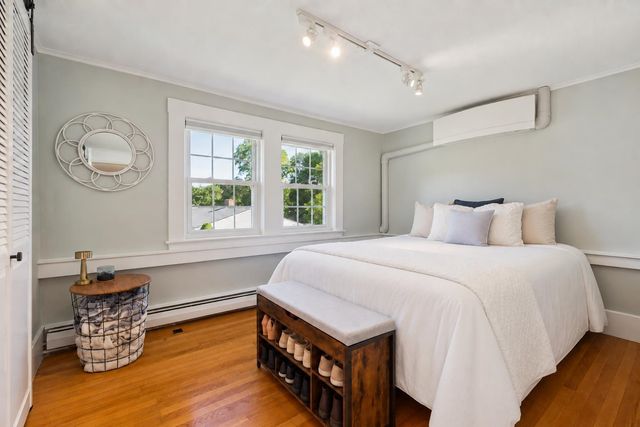 45 Post Road, North Hampton, NH 03862