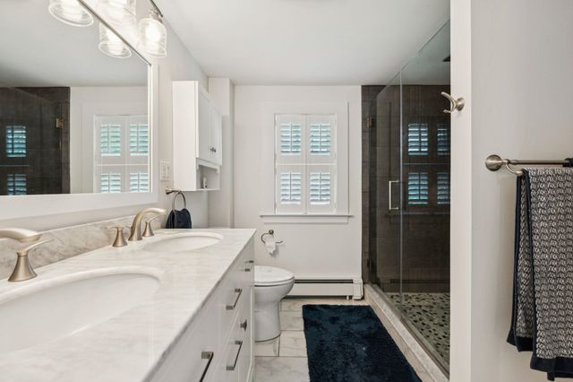 45 Post Road, North Hampton, NH 03862