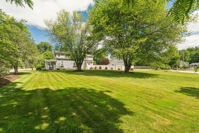 45 Post Road, North Hampton, NH 03862
