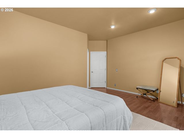 2495 PARK FOREST Dr, Eugene, OR 97405
