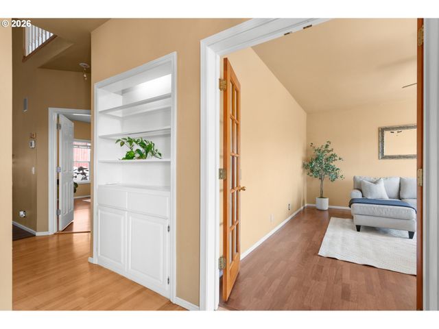 2495 PARK FOREST Dr, Eugene, OR 97405