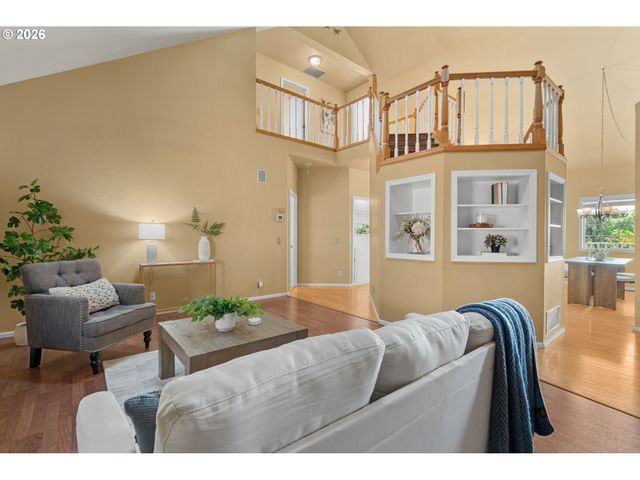 2495 PARK FOREST Dr, Eugene, OR 97405